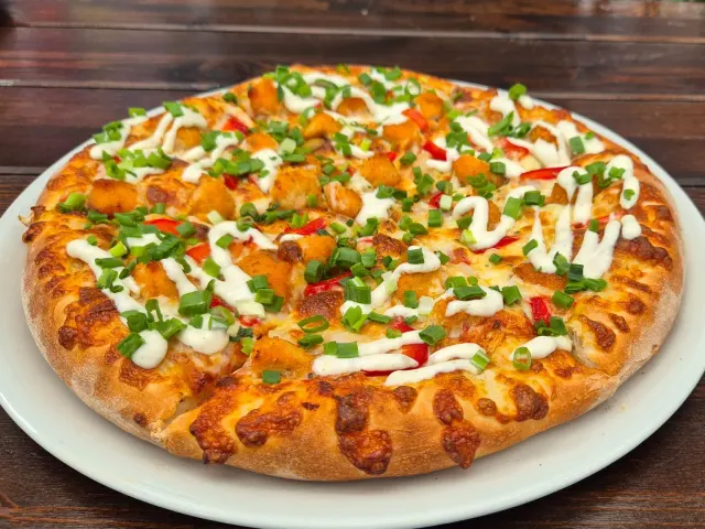 BookNoFees: Restaurang – Pizza Z Radości – Warsaw – Pizza med glädje, bild 2