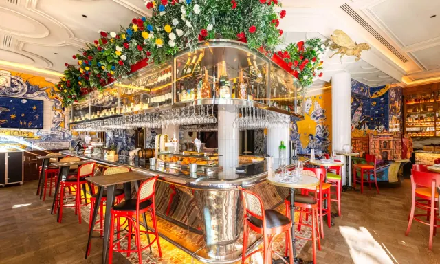 BookNoFees: Restaurang – Patio de Leones – Madrid – Lejongården, bild 3