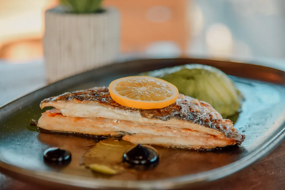 BookNoFees: Esimerkkikuva: Grillattu kala