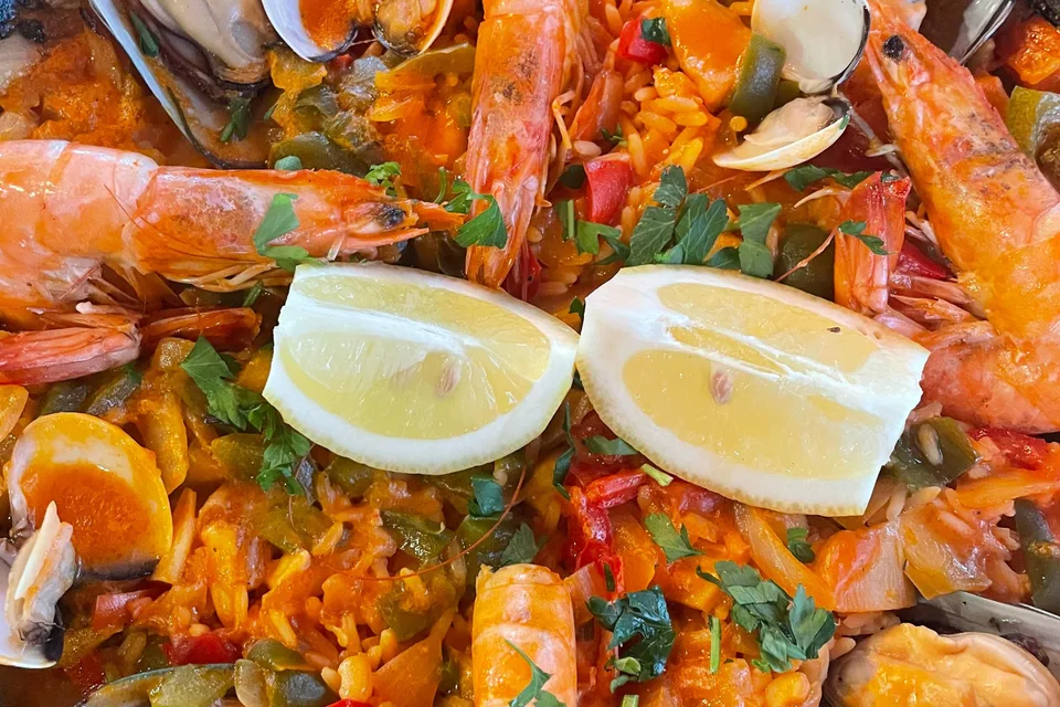 BookNoFees: Exempelbild: Paella